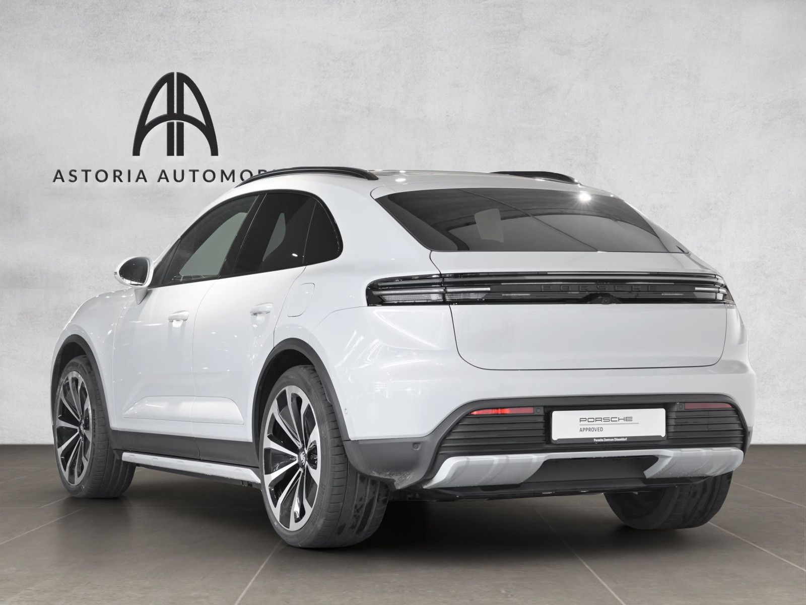 Porsche Macan 4 OffroadDesign - Samsaru's Car Outlet