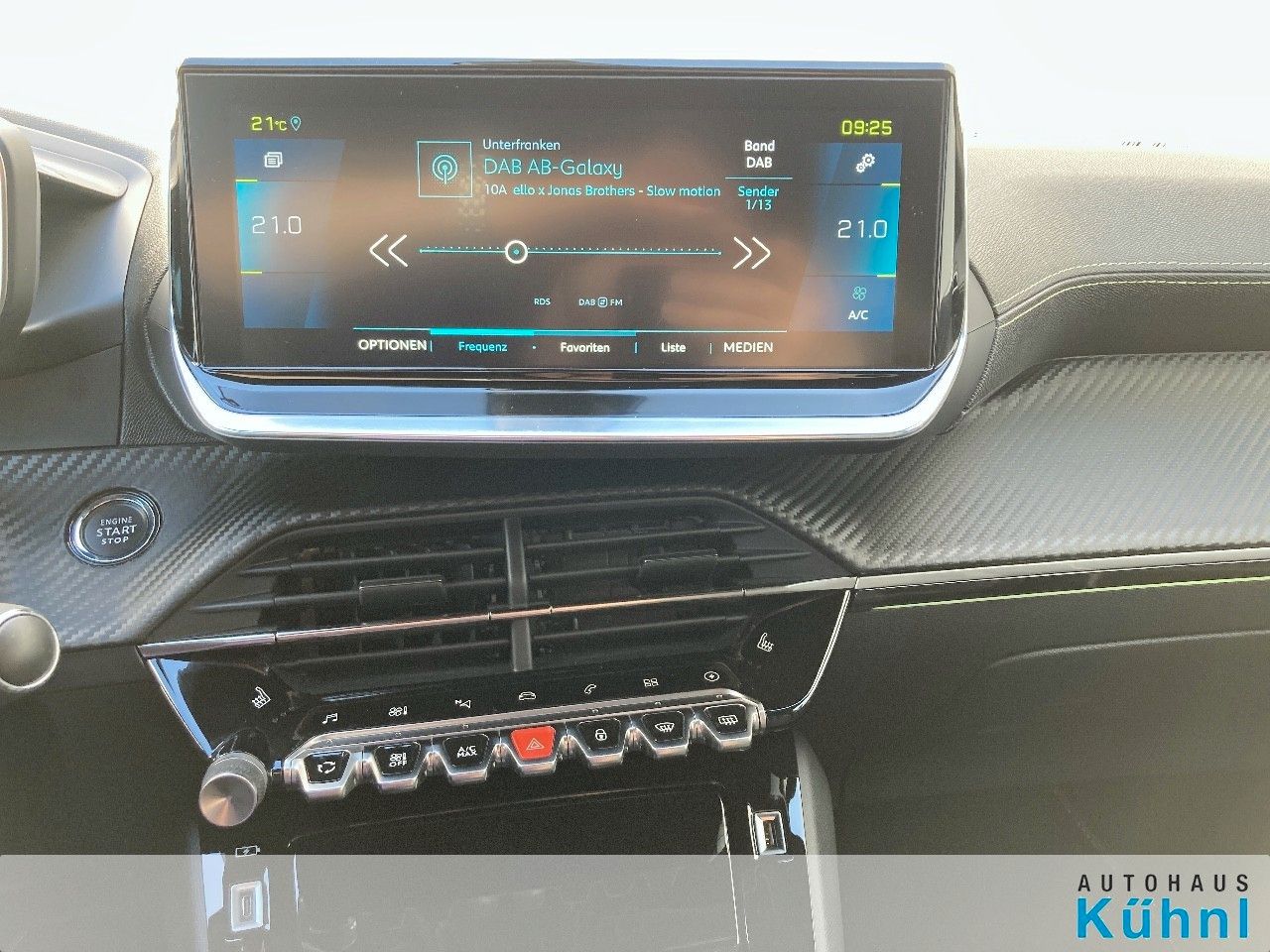 Peugeot E-208 GT Elektro - Samsaru's Car Outlet