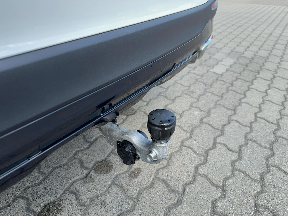 Mercedes-Benz GLC 300 d 4Matic AMG Line Premium - Samsaru's Car Outlet