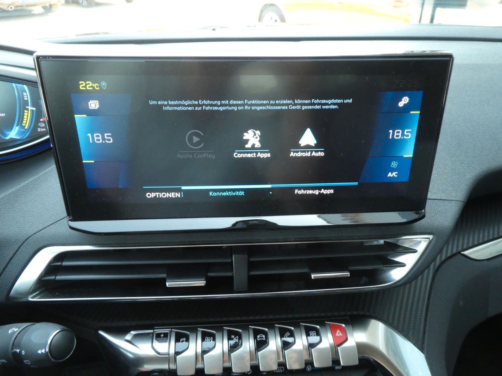 Peugeot 3008 Hybrid 225 Allure, Kamera, Klima, Navi, SHZ