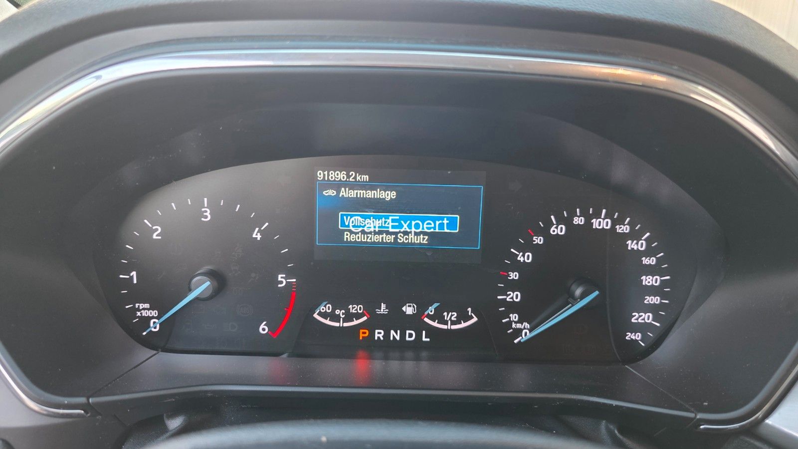 Ford Focus TurnierTitanium,1Hand,8xAlu,Scheckheft,LED