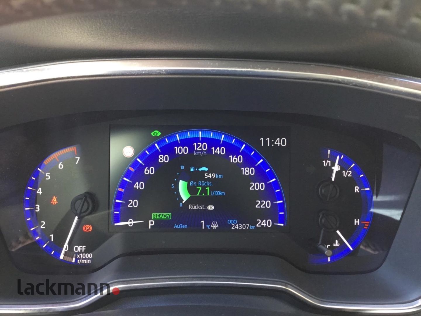 Toyota Corolla 1.8 Touring Sports Hybrid Club - Samsaru's Car Outlet