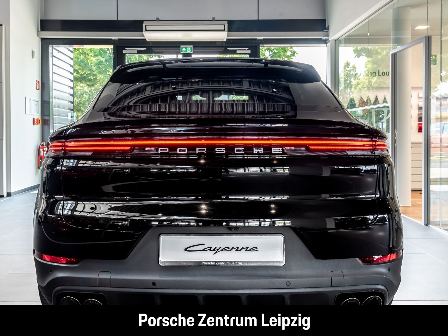 Porsche Cayenne E-Hybrid Coupe AHK Matrix Bose Abstandst
