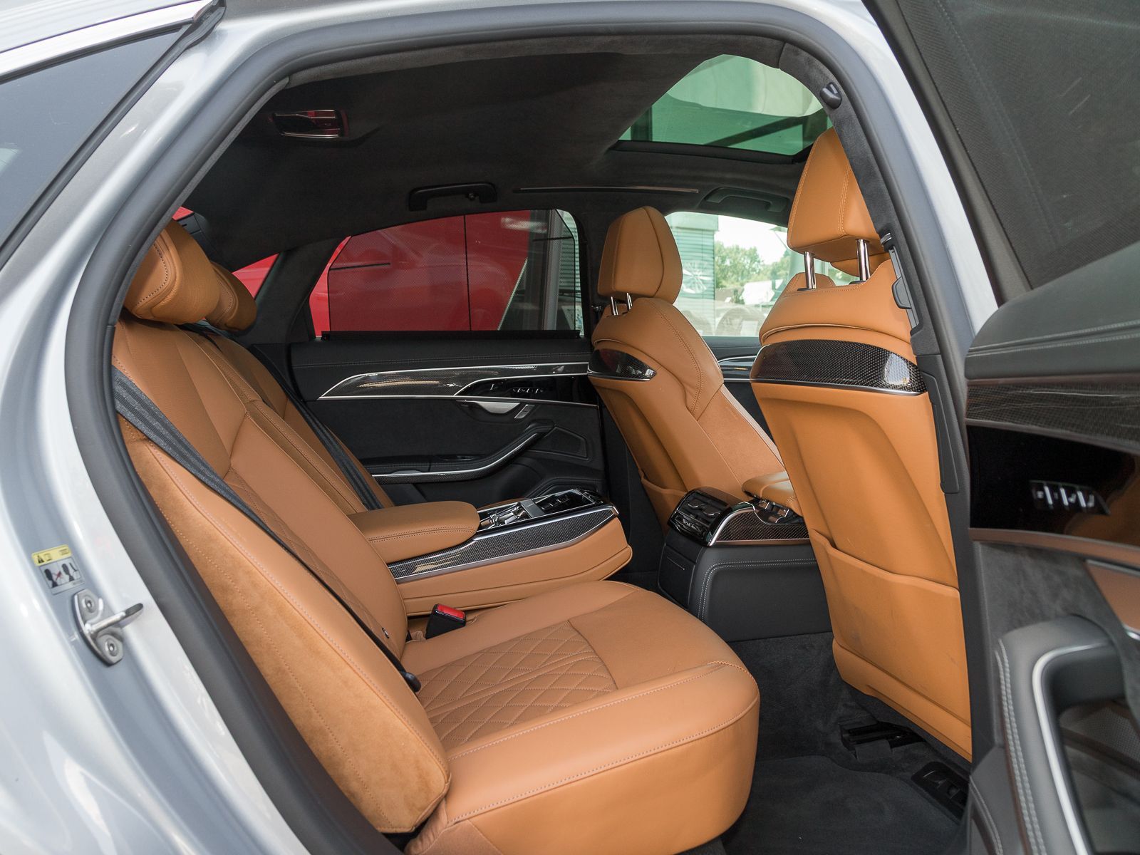 Audi A8 60 TFSIe Q - Samsaru's Car Outlet
