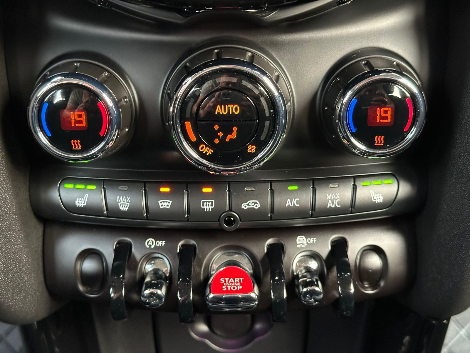 MINI Cooper 1.5T - Samsaru's Car Outlet
