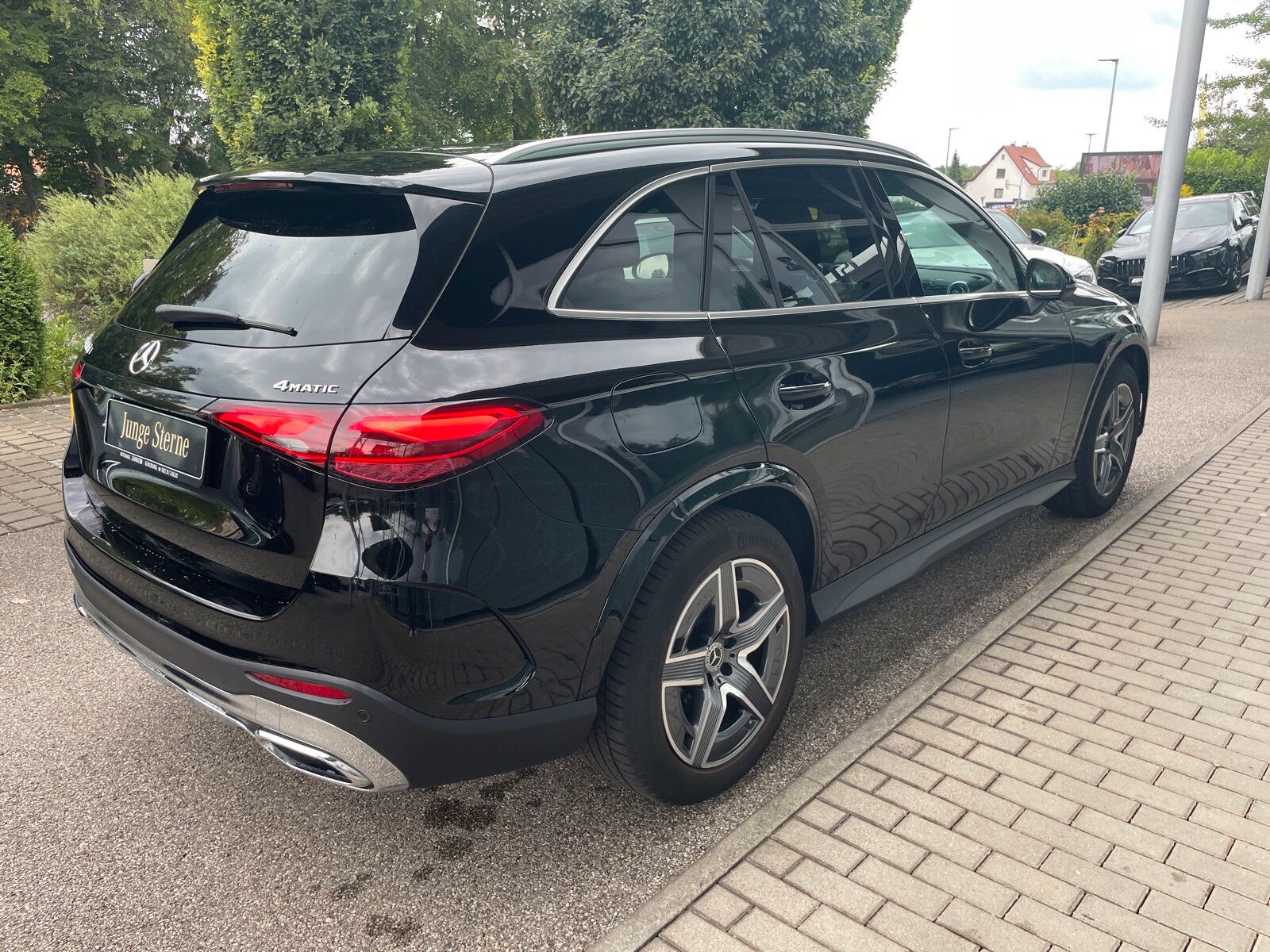Mercedes-Benz GLC 300 d 4M AMG*AHK*DISTRONIC*MEMORY*LED*CAM