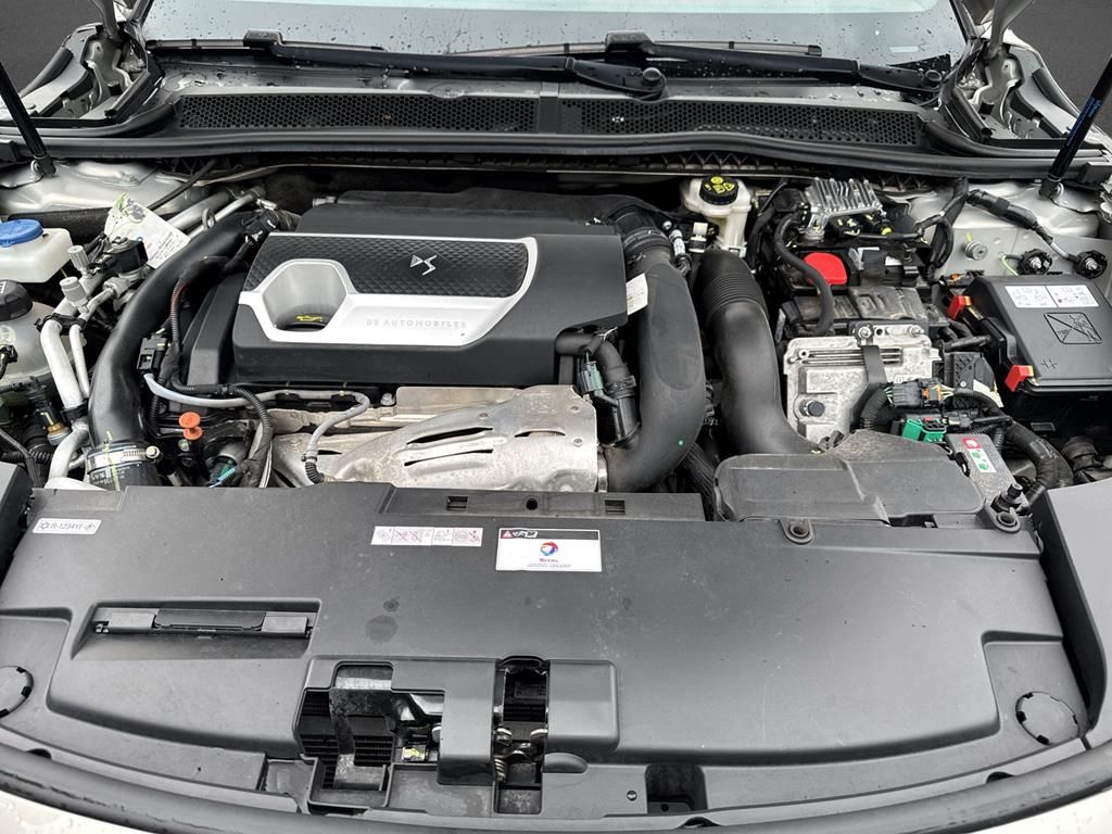 DS Automobiles DS9 E-Tense 225 Rivoli +