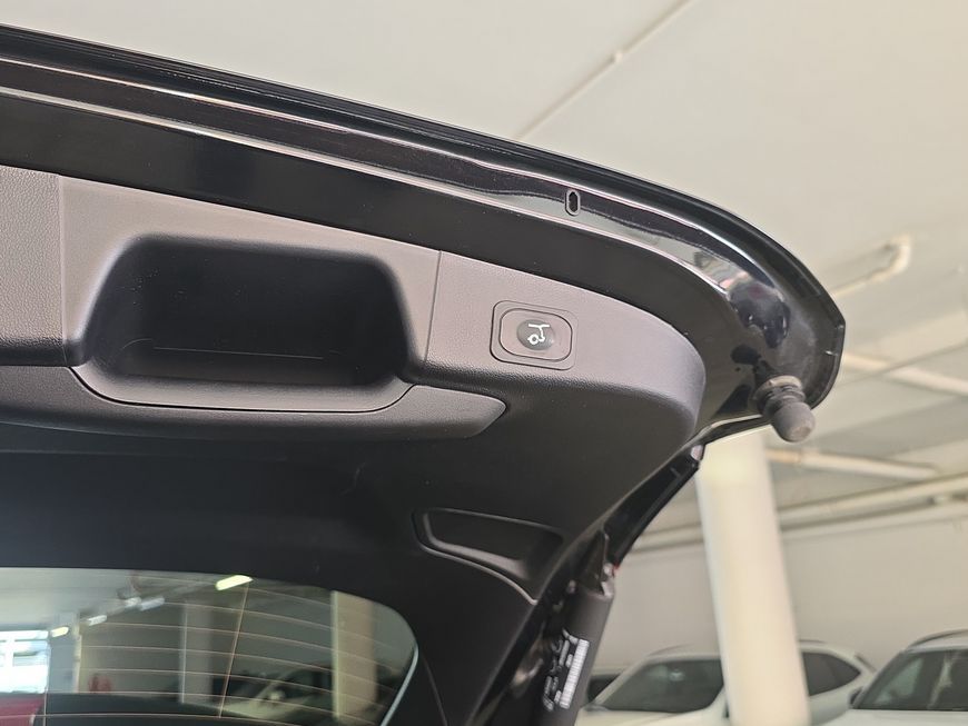 Ford Focus Turnier 1.0 EcoBoost Hybrid Aut. ST-LINE X