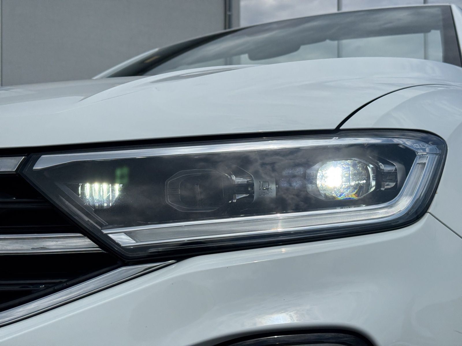 Volkswagen T-Roc Cabriolet Style 1.0 TSI 81kW - Samsaru's Car Outlet