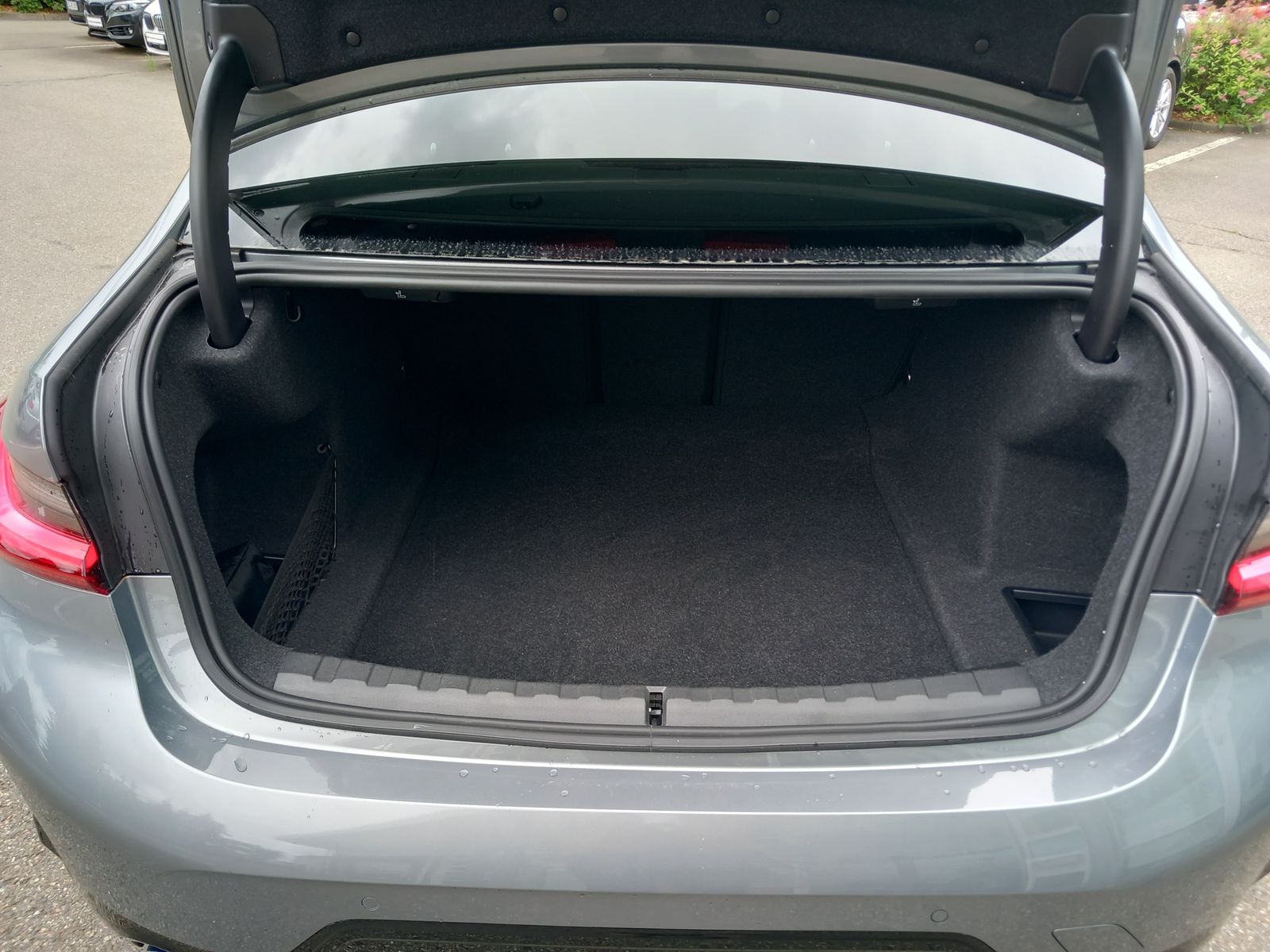 BMW 320d xDrive MSport - Samsaru's Car Outlet