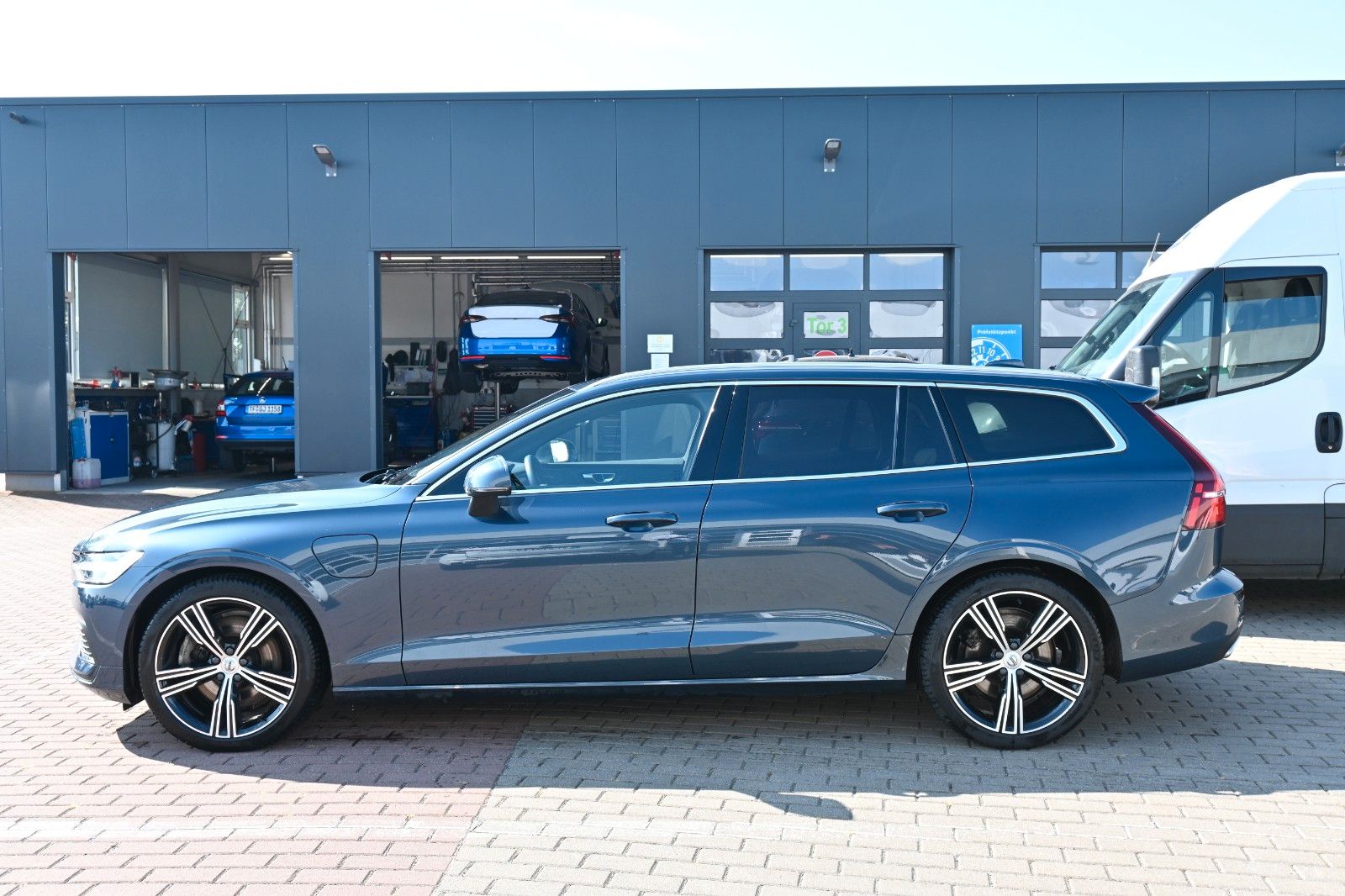 Volvo V60 T6 Inscription AWD PHEV H&K*PANO*RFK*AHK*