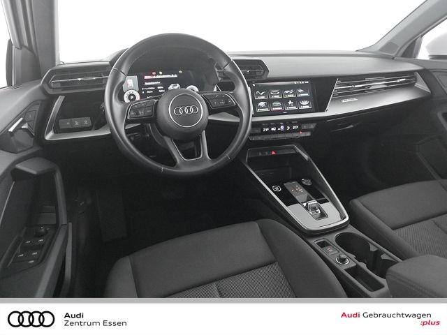 Audi A3 Sportback 40 TFSI quattro S-LINE S-TRONIC NAV
