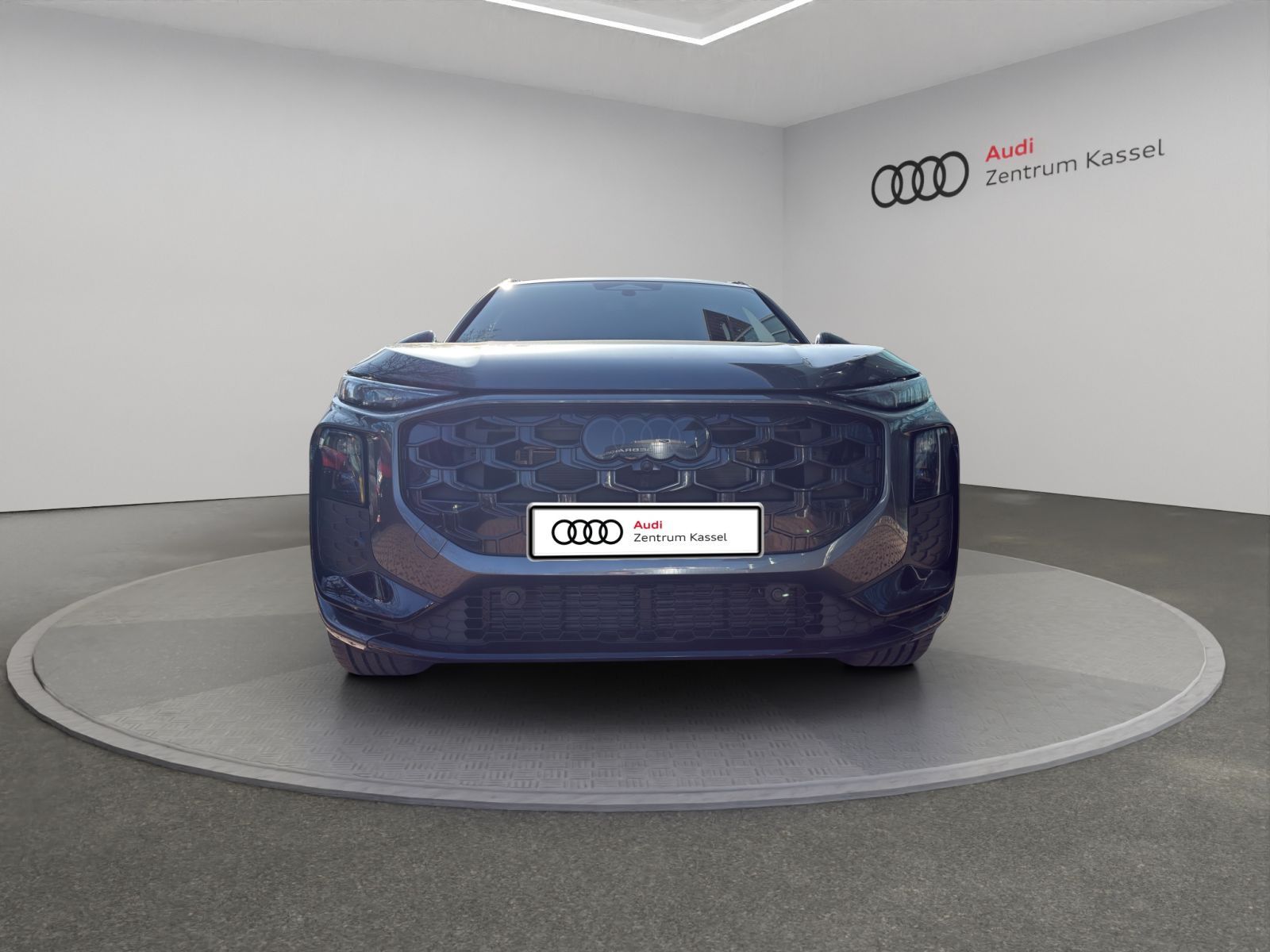 Audi Q3 SUV TFSI S line LED Plus Navi Pano AHK Rü 19"