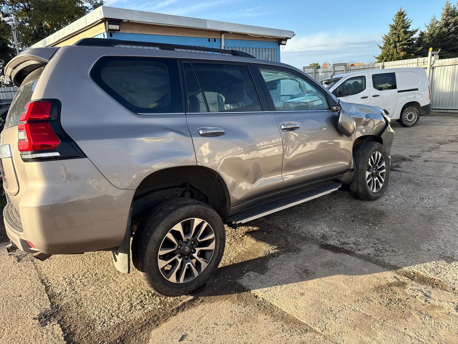 Toyota Land Cruiser 2.8 D-4D Executive AT motor start