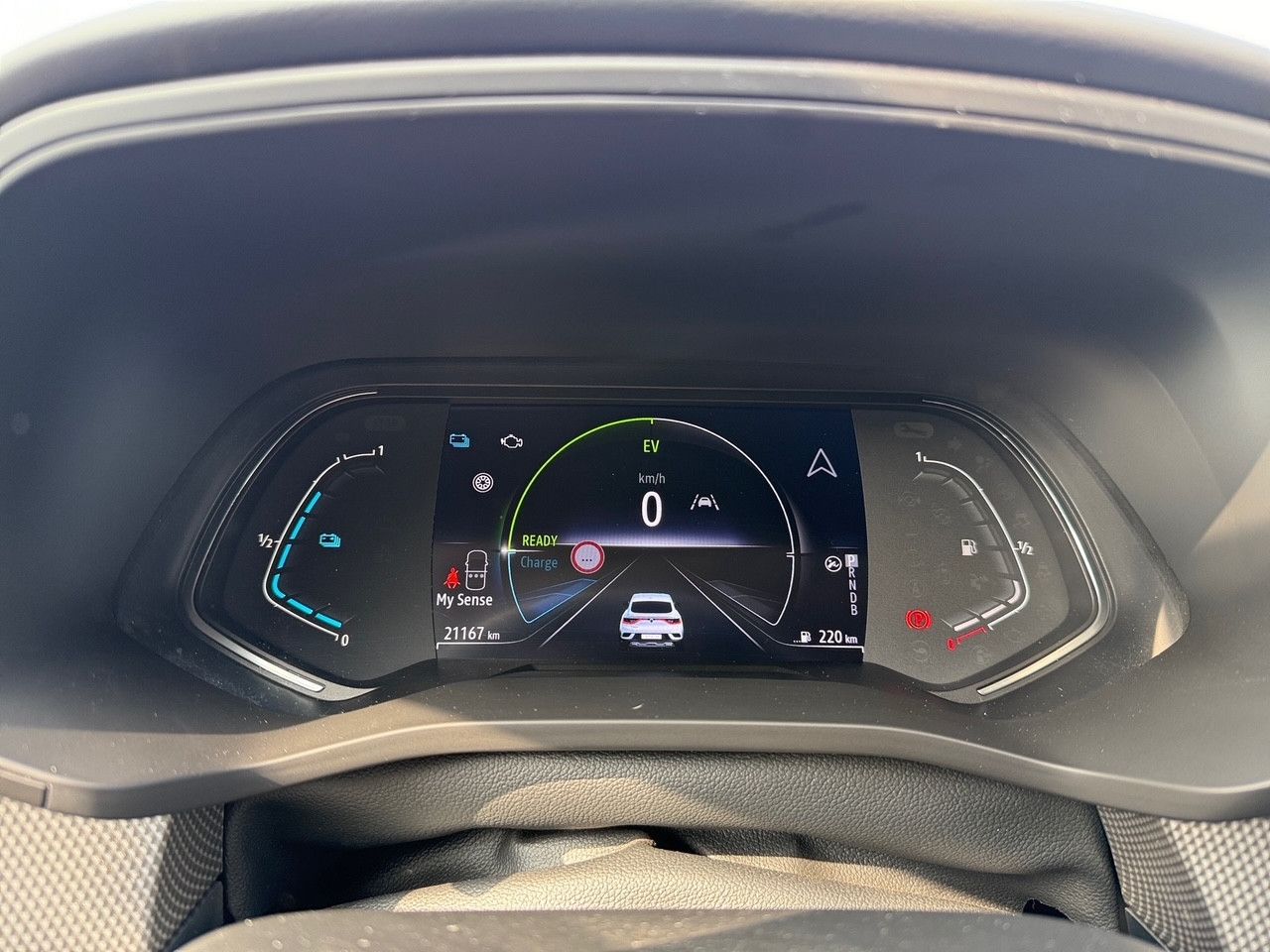 Renault Arkana Intens E-Tech Hybrid - Samsaru's Car Outlet