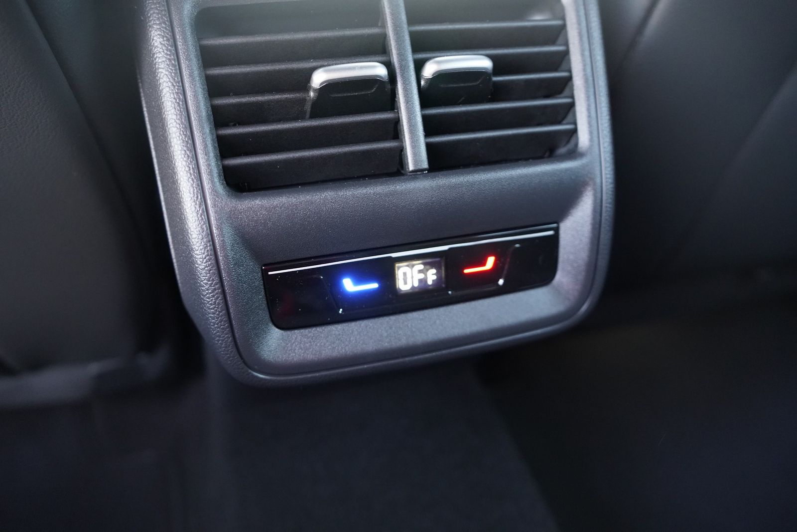 Volkswagen Passat Variant R-Line BlackStyle 2.0 TSI 4M  DSG