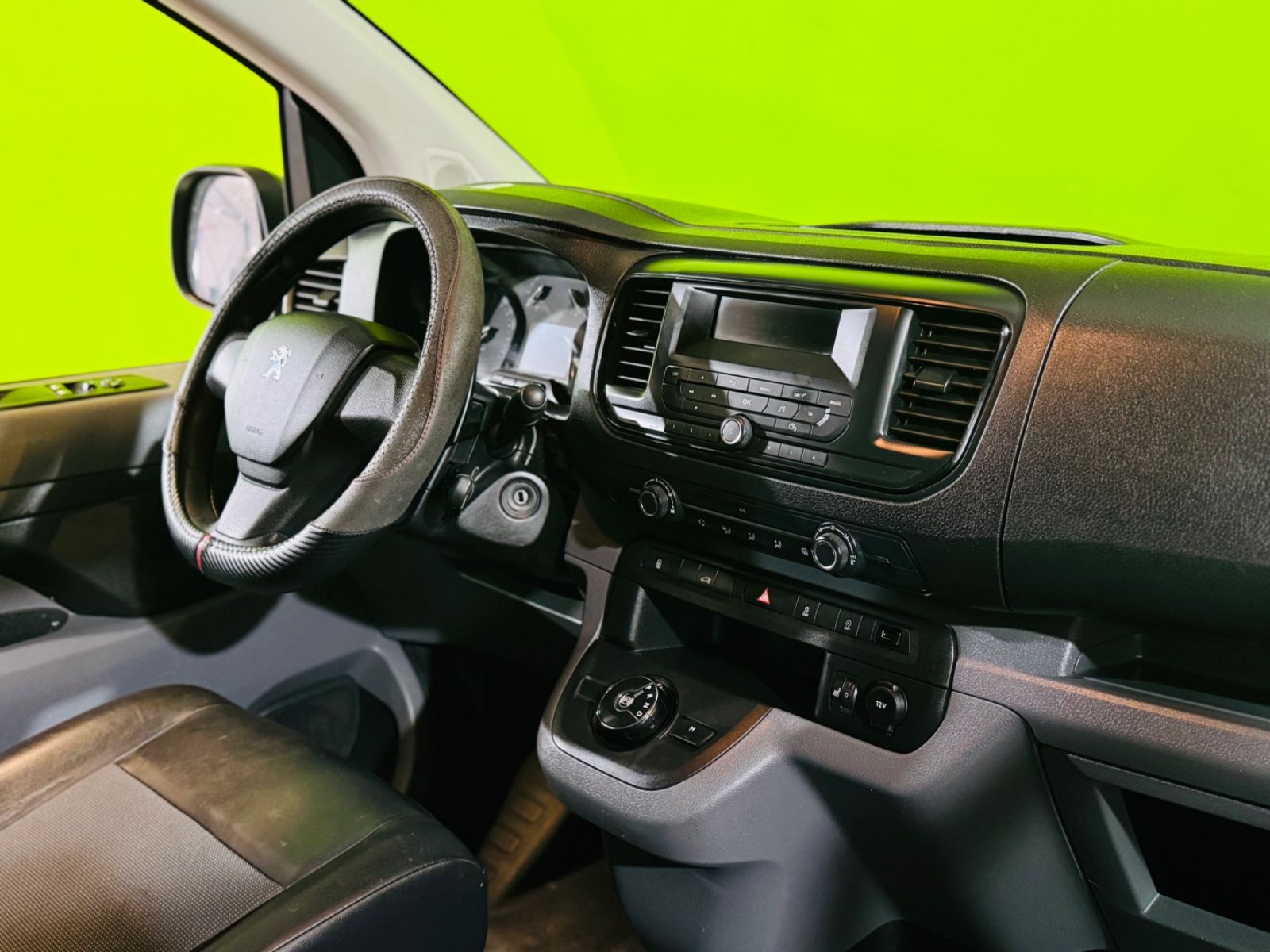 Peugeot Expert Kasten Premium - Samsaru's Car Outlet