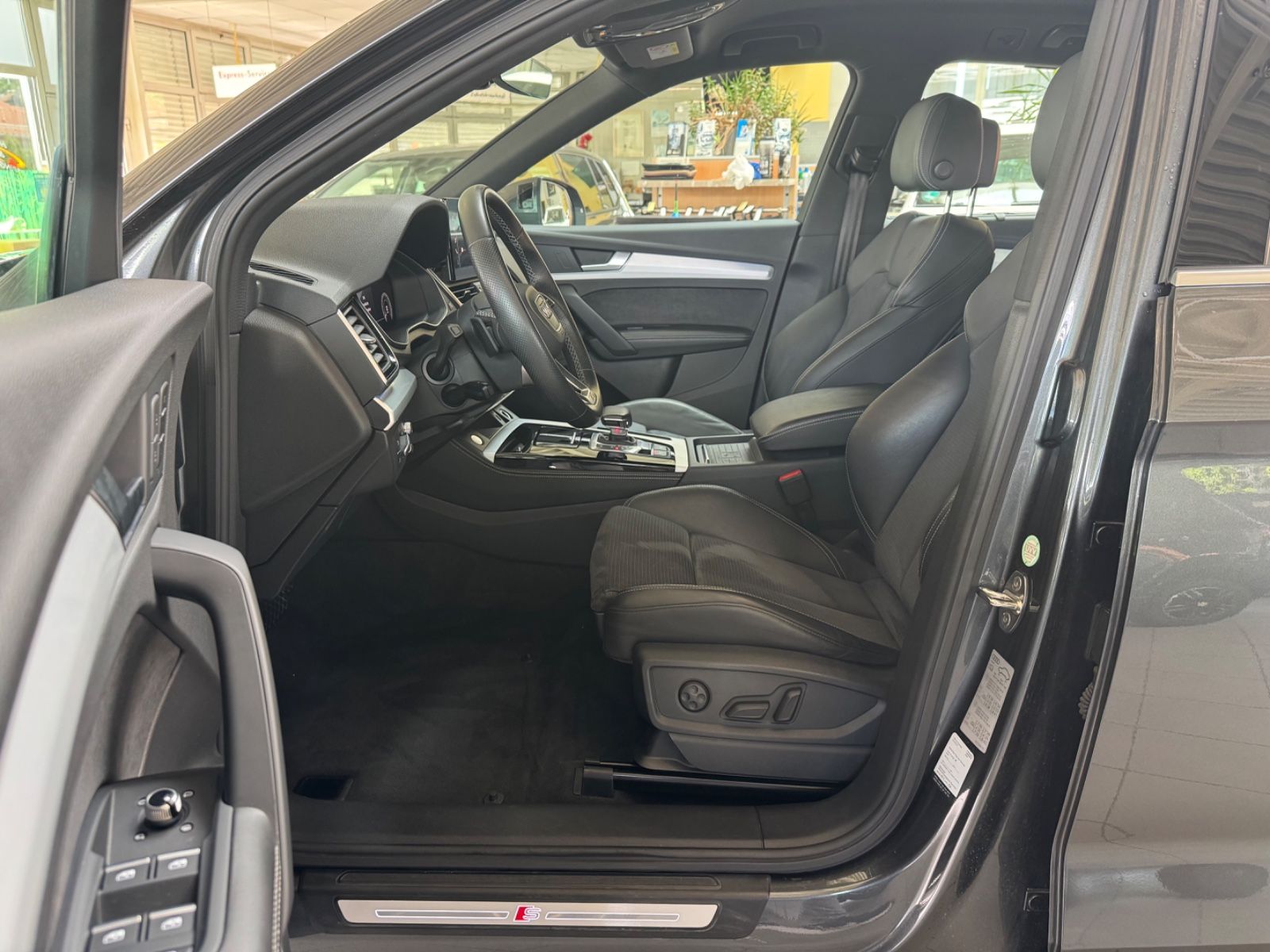 Audi Q5 55 TFSI e quattro S line