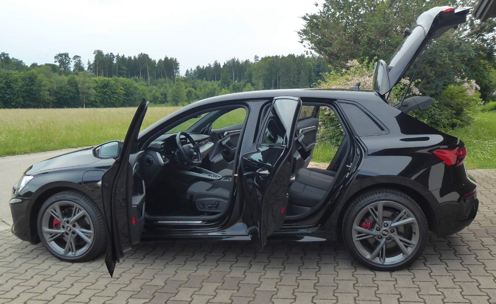 Audi A3 Sportback 45 TFSIe S-LINE/HEAD-UP/VIRTUAl/18"