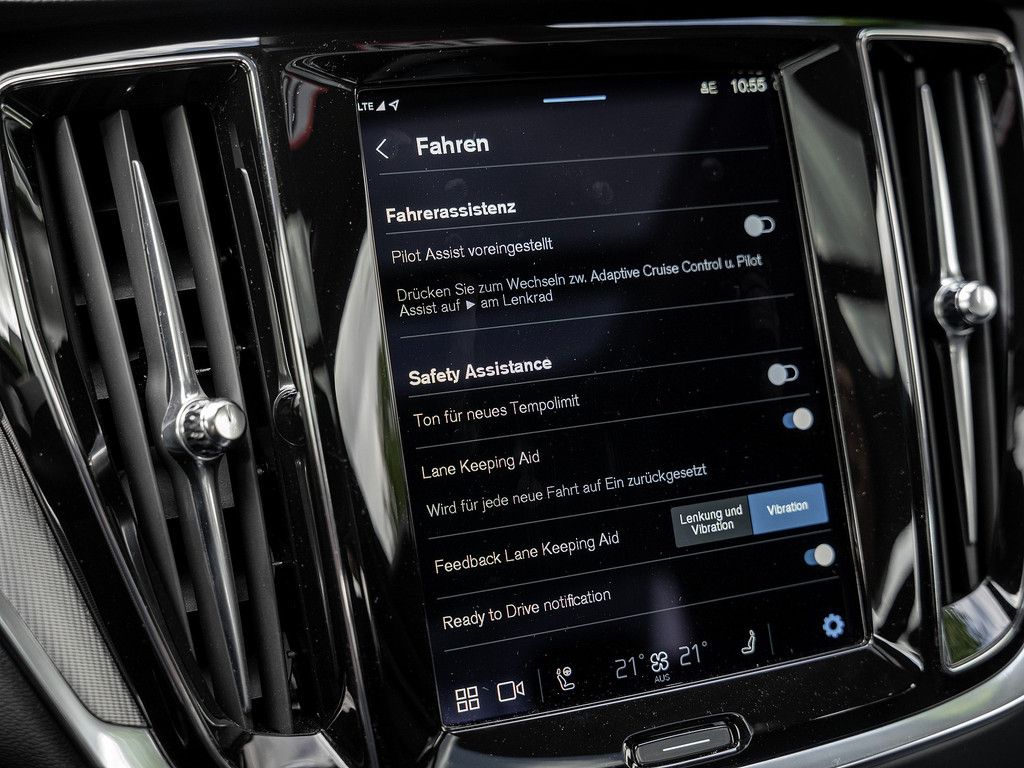 Volvo S60 B5 Ultimate Dark AWD B&W ACC HUD PANO 360°