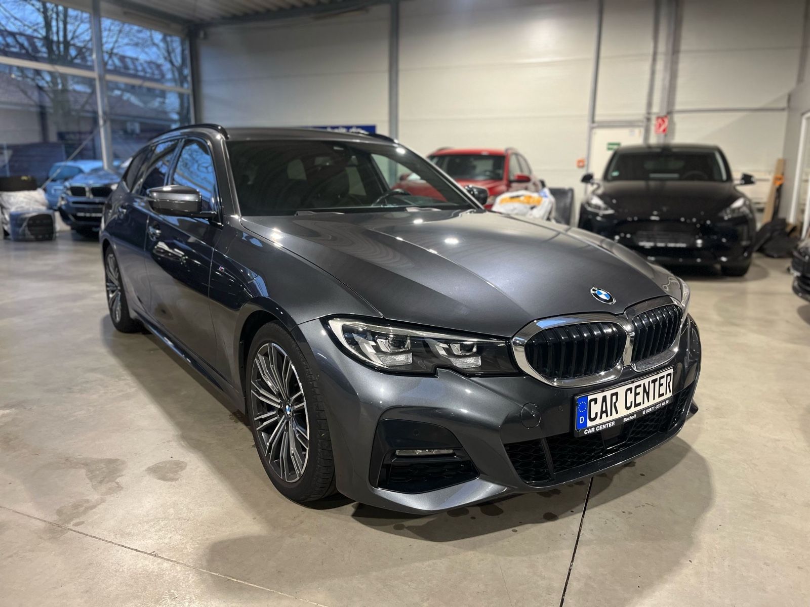 BMW 330 i Touring M Sport - Samsaru's Car Outlet