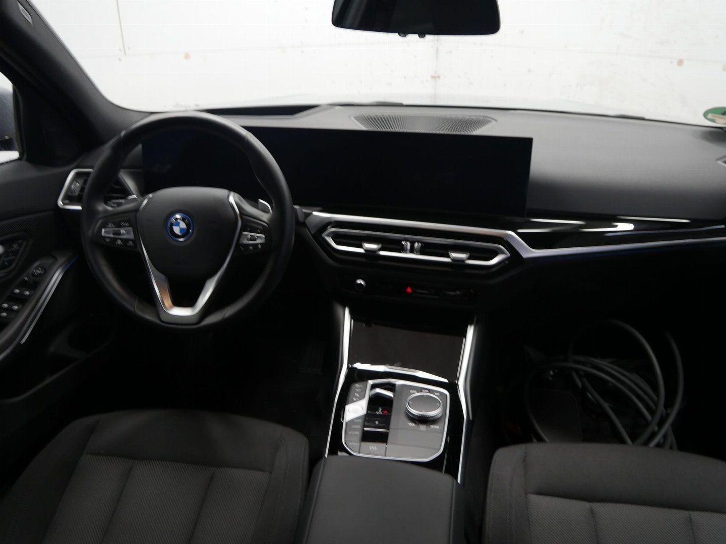 BMW 330e xDrive Touring
