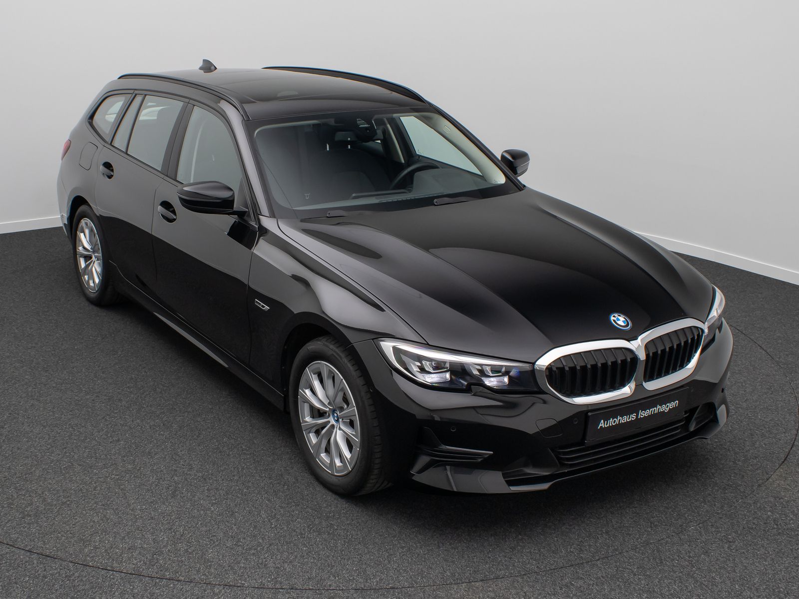 BMW 320e - Samsaru's Car Outlet