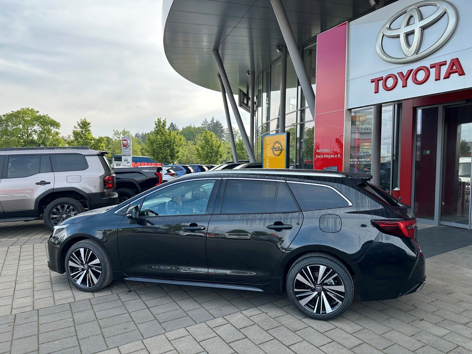 Toyota Corolla 2.0 TS Hybrid Teamplayer + TECHNIK-PAKET
