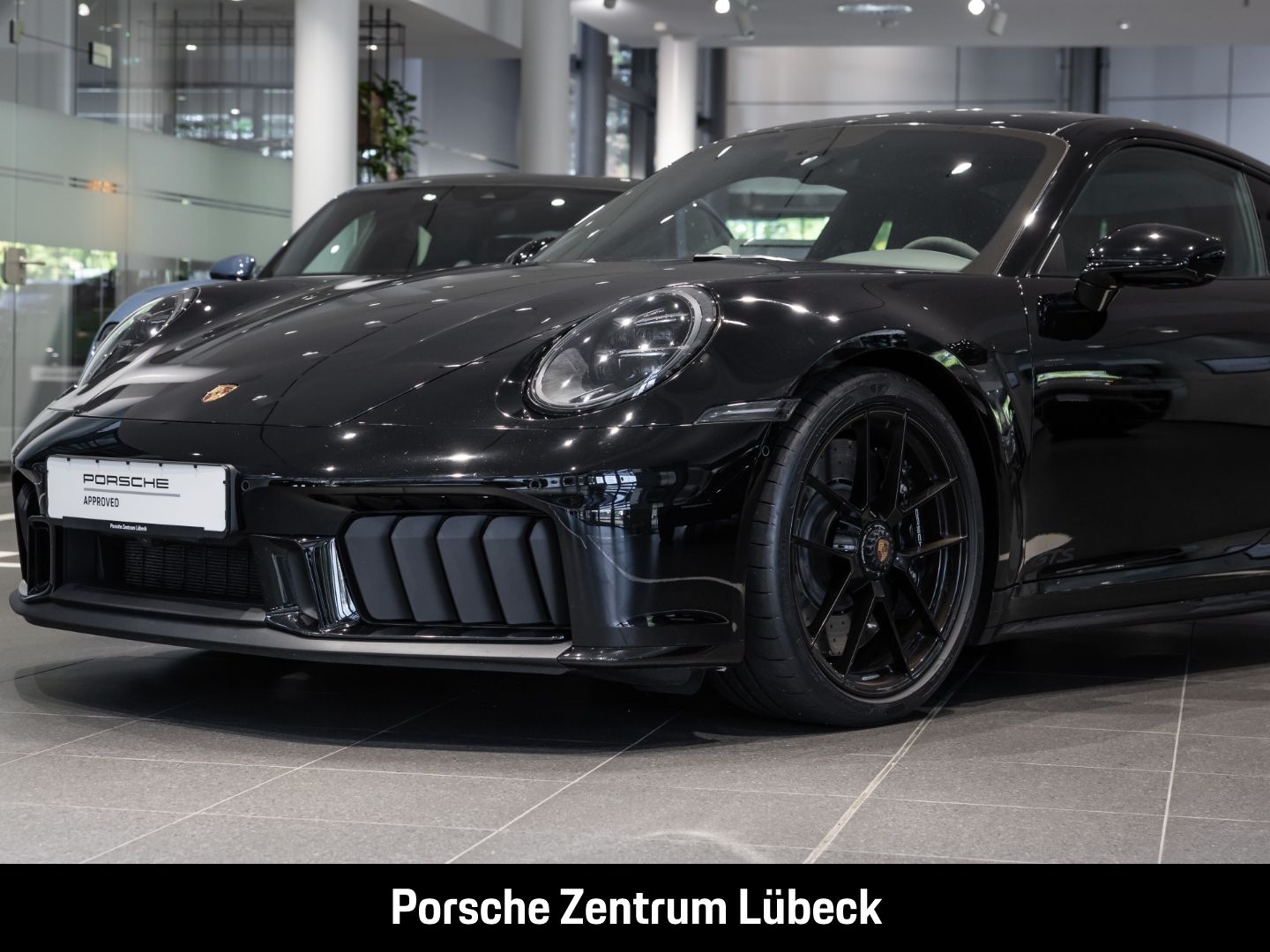 Porsche 992 911 Carrera 4 GTS BOSE Sportabgasanlage LED