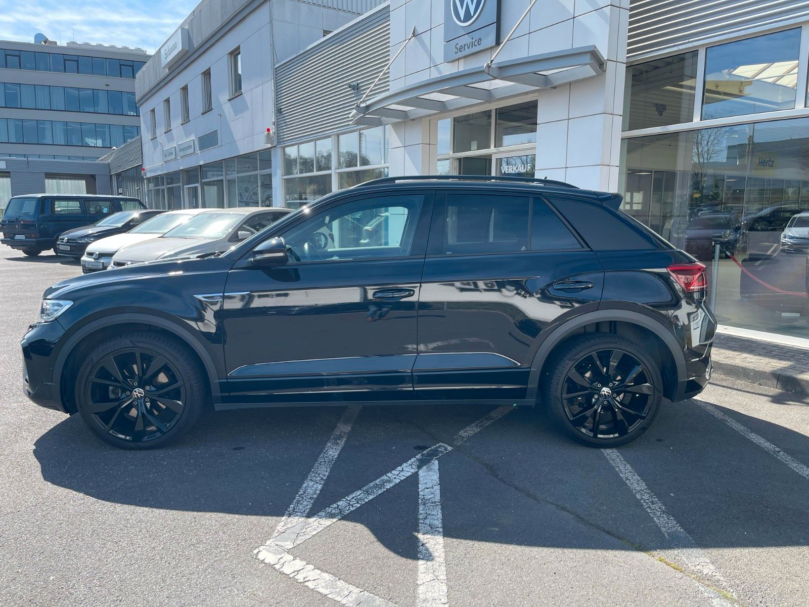 Volkswagen T-Roc R-Line 2.0 TSI Allrad - Samsaru's Car Outlet
