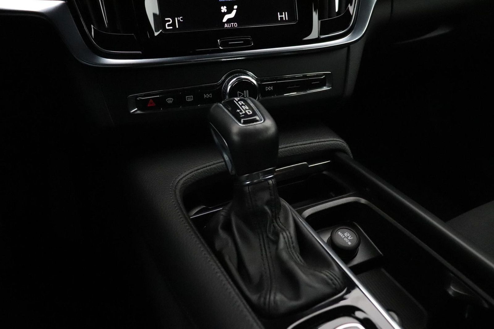 Volvo S90 2.0 T4 Momentum | kamera | VIRTUAL COCKPIT |