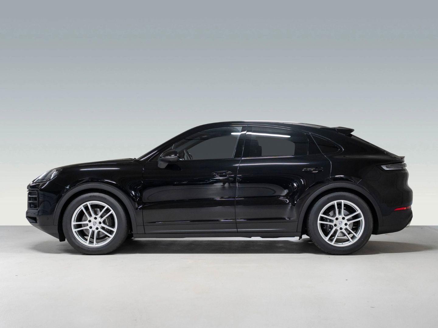Porsche Cayenne Coupe PDCC Luftfederung InnoDrive BOSE
