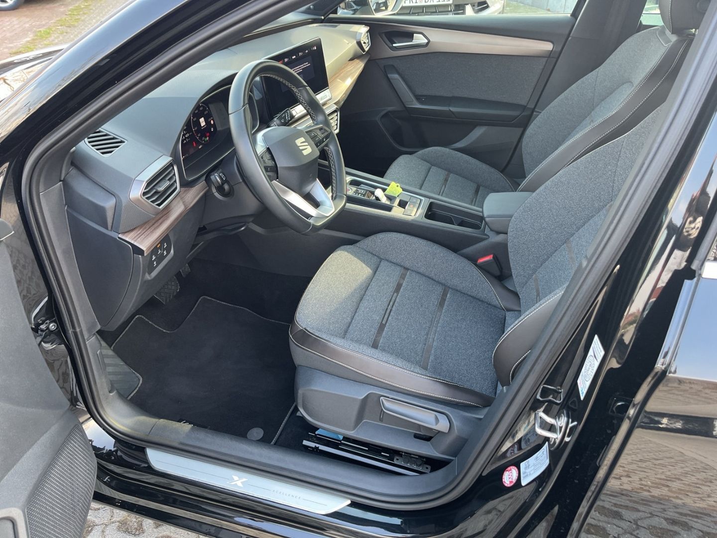 Seat Leon Sportstourer Xcellence 1.5 eTSI BEATS AUDIO