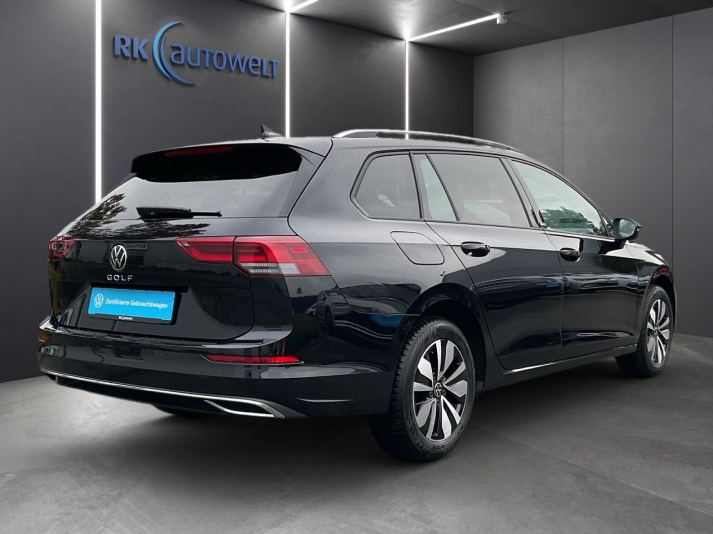 Volkswagen Golf Variant 8 VIII Move 2.0 TDI - Samsaru's Car Outlet