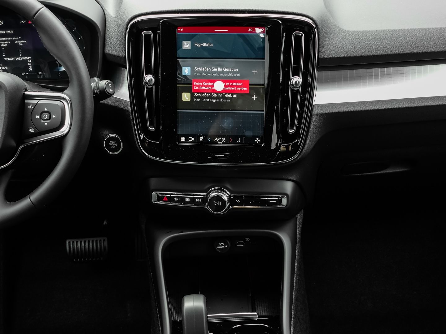 Volvo XC40 B3 Benzin Plus Dark - Samsaru's Car Outlet