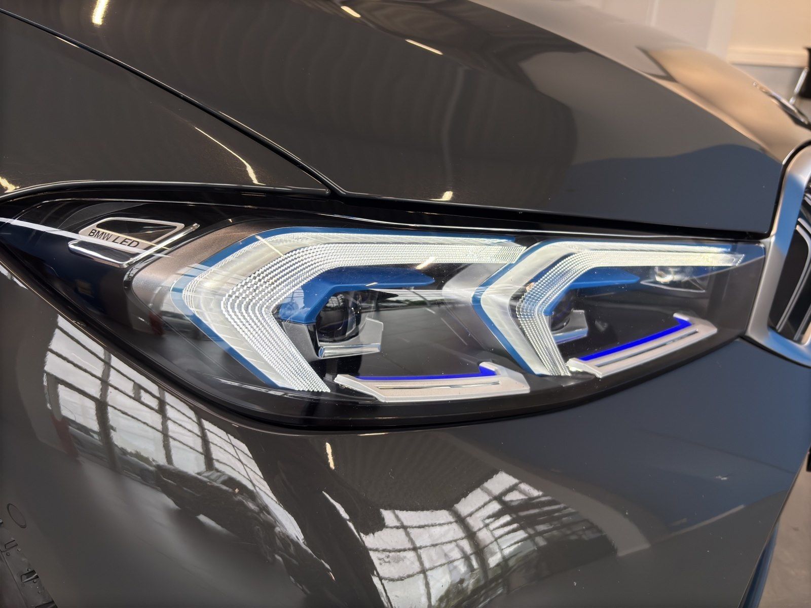 BMW 320d Limousine/ M-Sport/ 360°/ Adapt. LED/ HiFi