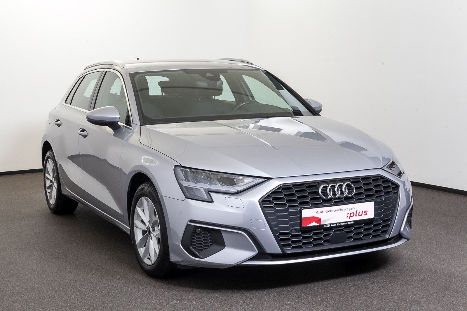 Audi A3 Sportback 30 TFSI S tr. - Samsaru's Car Outlet