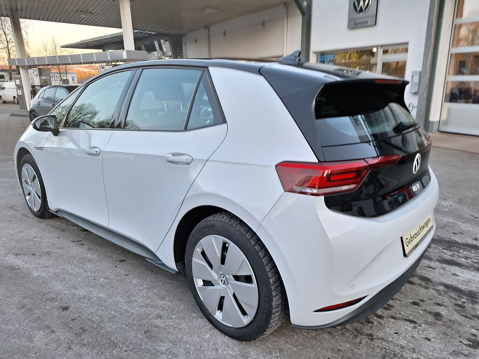 Volkswagen ID.3 Life - Samsaru's Car Outlet