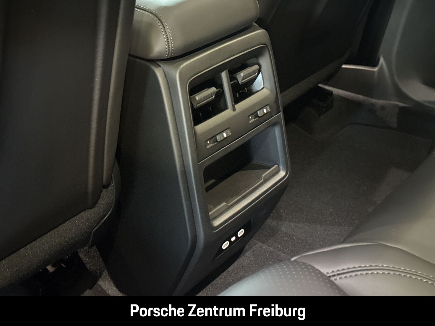 Porsche Macan 4 BOSE Luftfederung Panorama Surround-View