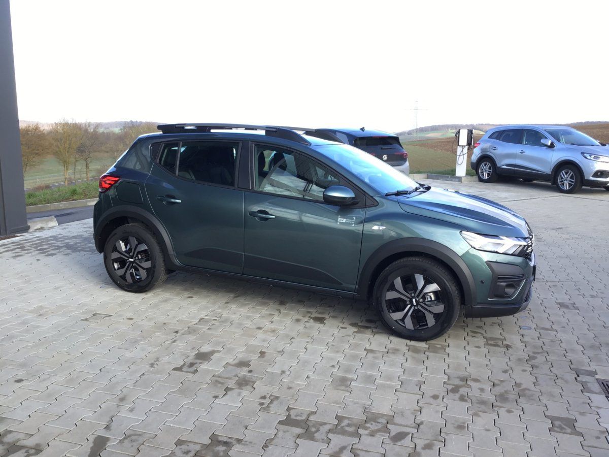 Dacia Sandero Stepway TCe 90 CVT Expression SHZ RFK