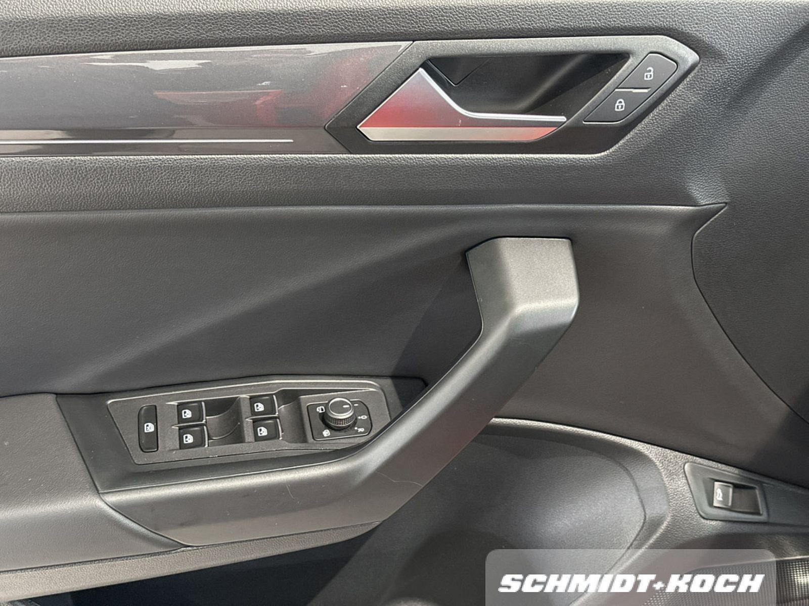 Volkswagen T-Roc 1.5 TSI - Samsaru's Car Outlet
