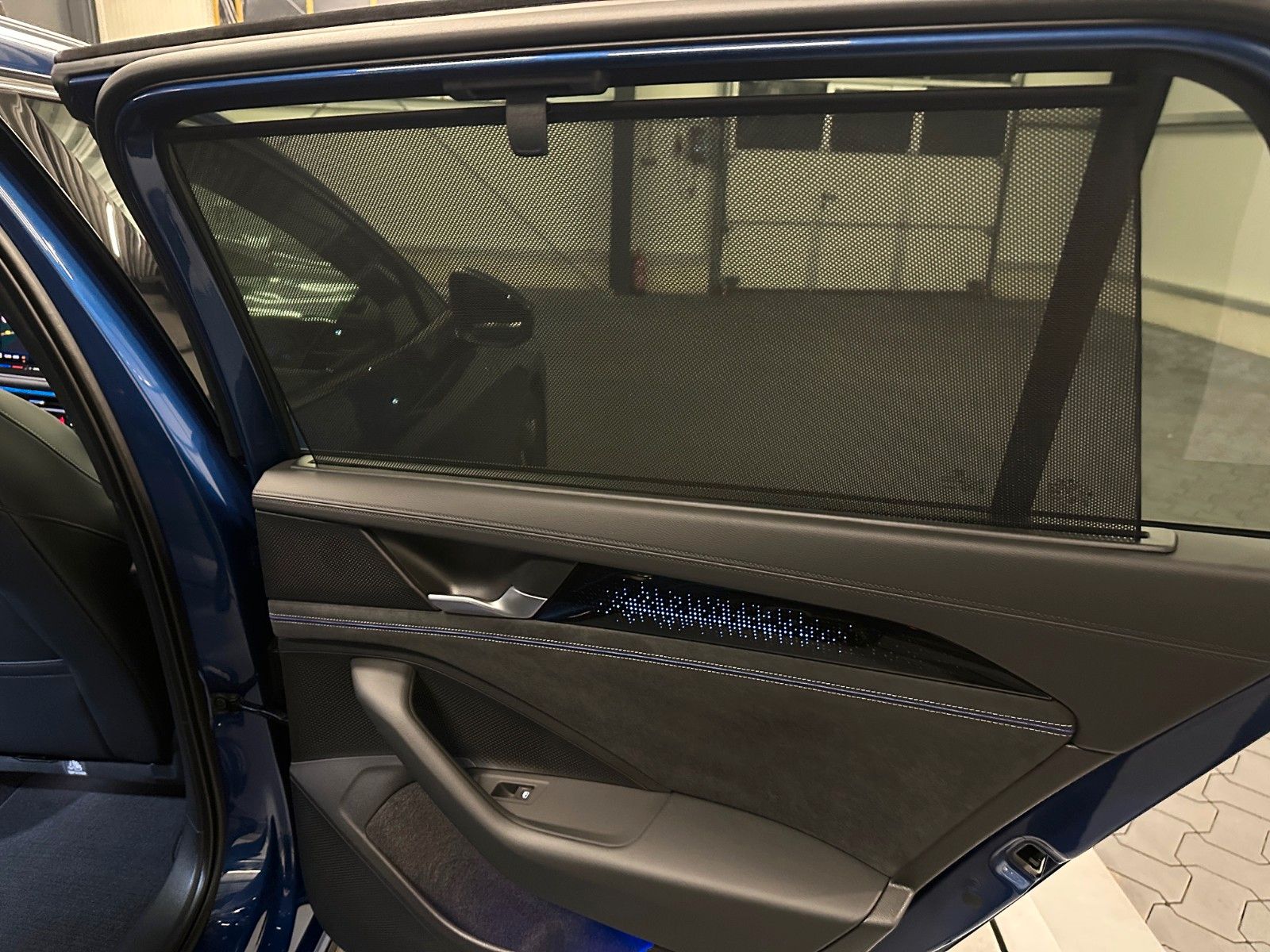 Volkswagen Passat Variant 4Motion R-Line *AHK*PANORAMA*HUD*