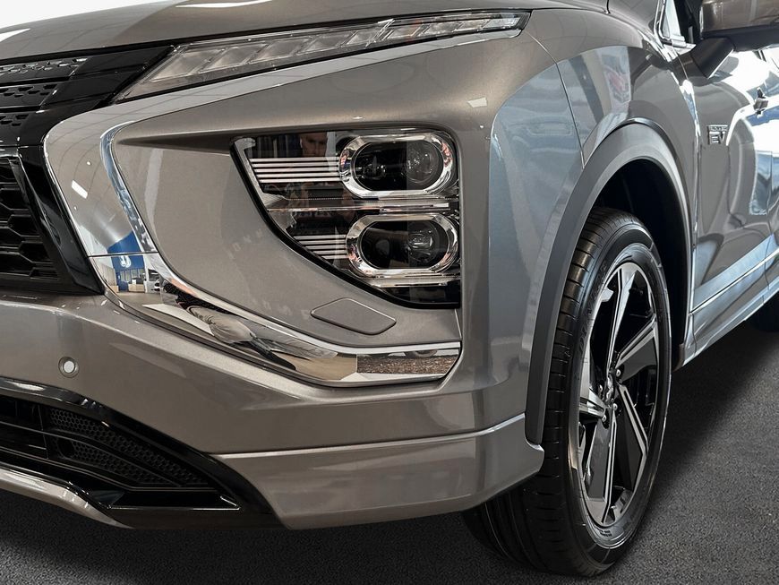 Mitsubishi Eclipse Cross Plug-In Hybrid 4WD Select*Vorführw