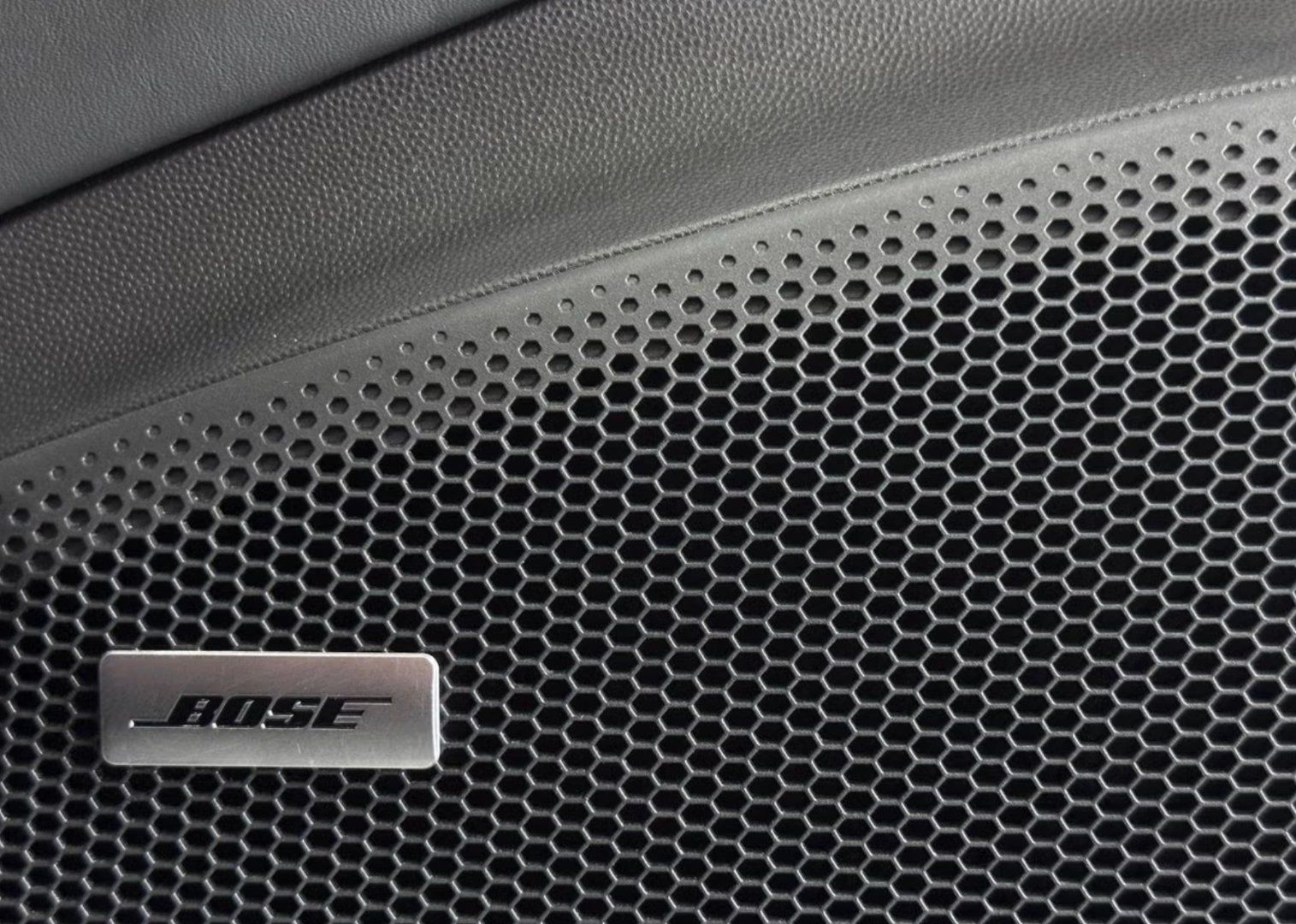 Porsche Macan Electric AHK*360°*LED MATRIX Scheinwerfer