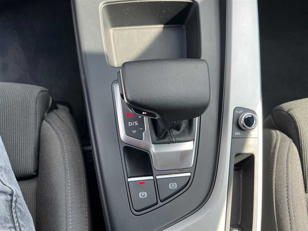 Audi A4 Avant 35 2.0 TFSI S-tronic - Samsaru's Car Outlet