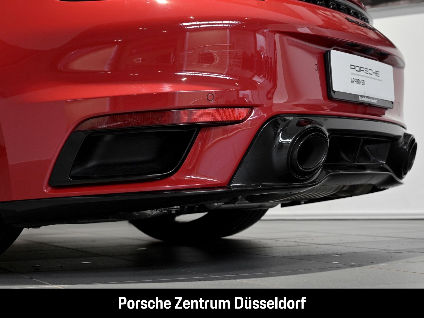 Porsche 992 911 Turbo S Cabrio InnoDrive Sportabgas LED