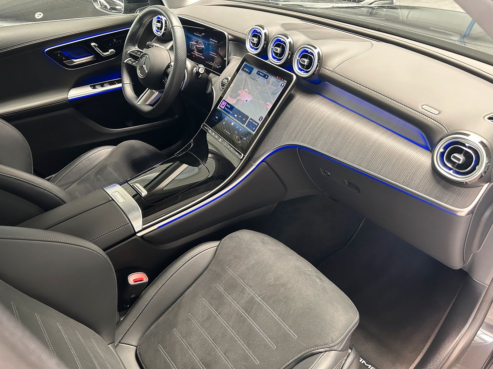 Mercedes-Benz GLC 300 e 4M AMG - Samsaru's Car Outlet