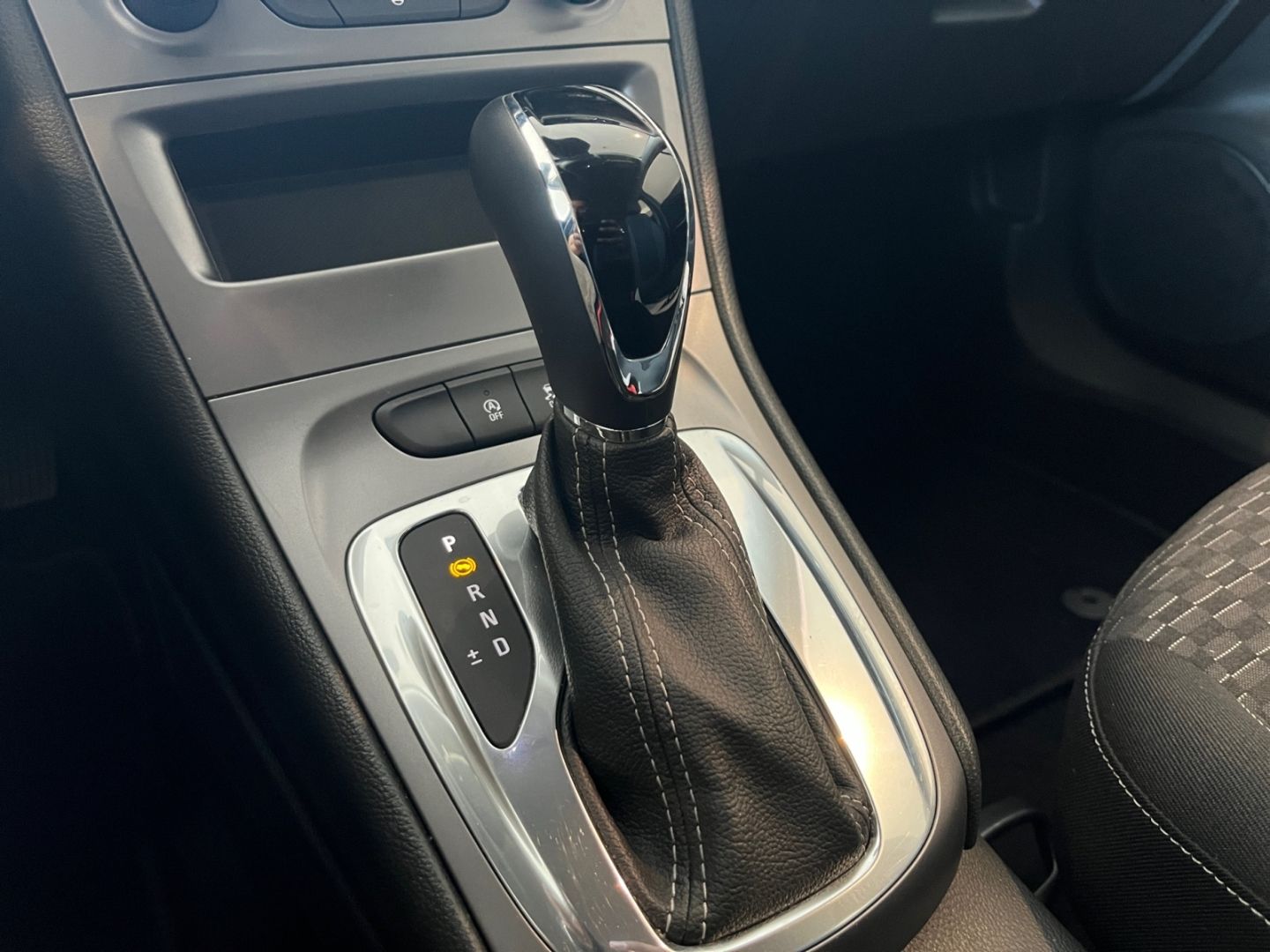 Opel Astra 1.5 D ST Automatik Edition - Samsaru's Car Outlet
