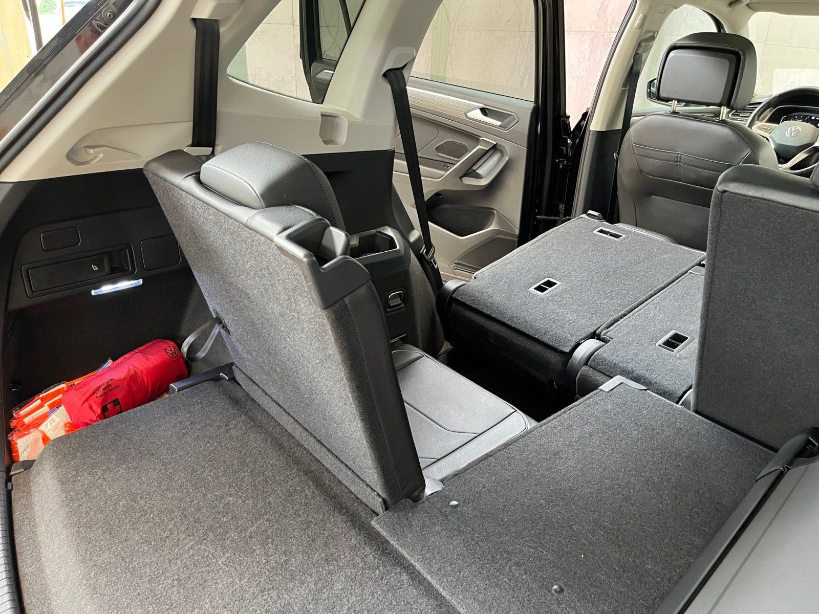 Volkswagen Tiguan Allspace Elegance 2.0 TSI DSG 4x4 7Sitzer