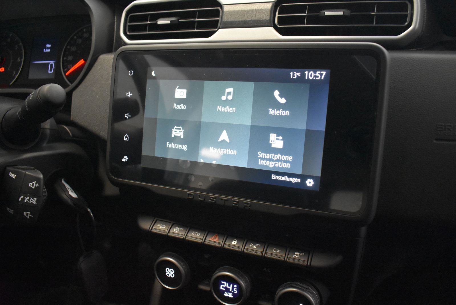 Dacia Duster dCI 115 4WD Journey - Samsaru's Car Outlet